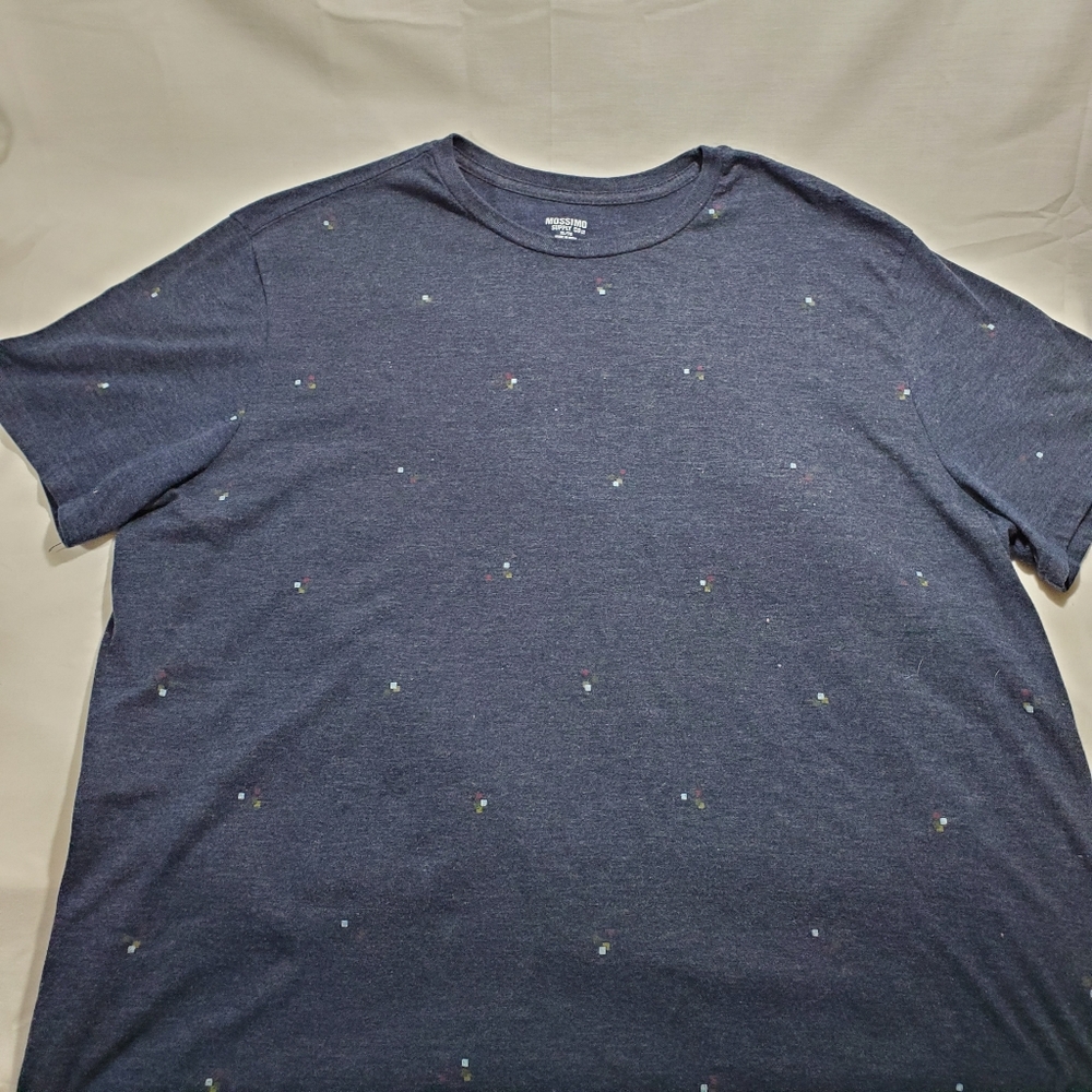 MEN'S Mossimo Supply "Voxel" Pattern tshirt XL